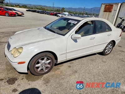 2004 MERCEDES-BENZ C 240 WDBRF61J34E017785 - główne zdjęcie licytacji z USA - miniatura