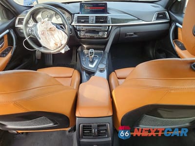 Zdjęcie 8 z 12 samochodu: 2018 BMW 330 XI VIN:WBA8D9C51JEM33783 - miniatura