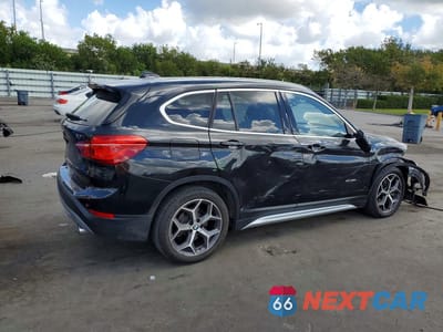 Trzecie zdjęcie samochodu z tyłu: 2018 BMW X1 XDRIVE28I VIN:WBXHT3C30J5K28735 - miniatura