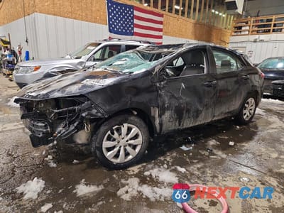 2015 TOYOTA COROLLA LE 5YFBURHE4FP348402 - główne zdjęcie licytacji z USA - miniatura