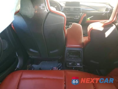 Zdjęcie 8 z 11 samochodu: 2016 BMW M3 VIN:WBS8M9C58GP966917 - miniatura
