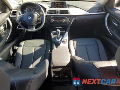 Zdjęcie 8 z 12 samochodu: 2015 BMW 320 I VIN:WBA3B1C58FK136083 - miniatura