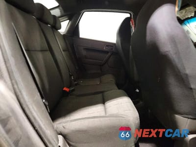 Zdjęcie 10 z 11 samochodu: 2011 FORD FOCUS SE VIN:1FAHP3FNXBW168270 - miniatura