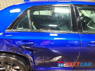 Zdjęcie 10 z 11 samochodu: 2020 CHRYSLER 300 TOURING VIN:2C3CCAAG7LH173704 - miniatura