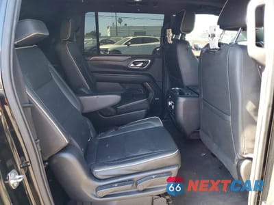 Zdjęcie 11 z 13 samochodu: 2021 GMC YUKON XL C1500 SLT VIN:1GKS1GKT5MR433034 - miniatura