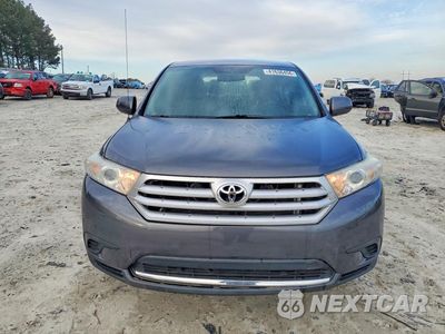 Piąte zdjęcie samochodu w środku: 2011 TOYOTA HIGHLANDER BASE VIN:5TDZK3EH7BS044773 - miniatura