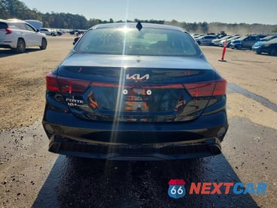 Zdjęcie 6 z 13 samochodu: 2024 KIA FORTE LX VIN:3KPF24AD4RE711203 - miniatura