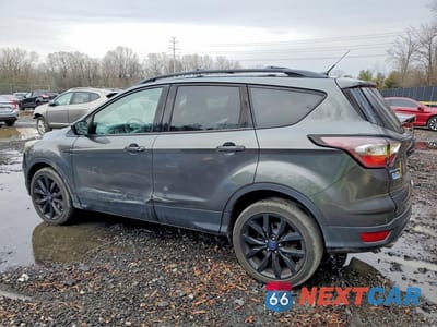 Drugie zdjęcie samochodu z przodu: 2017 FORD ESCAPE SE VIN:1FMCU9GDXHUC36931 - miniatura