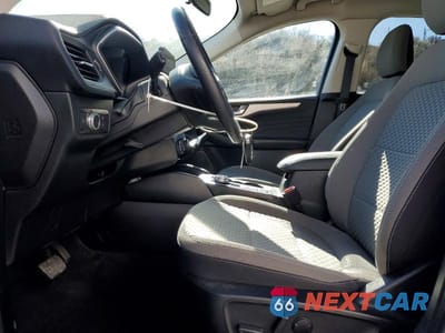 Zdjęcie 7 z 13 samochodu: 2021 FORD ESCAPE SE VIN:1FMCU9G65MUA14390 - miniatura