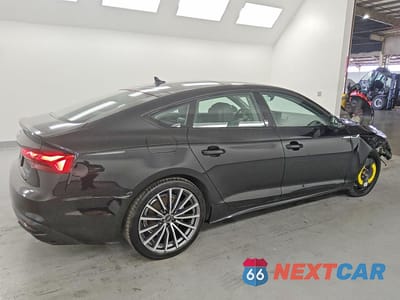 Trzecie zdjęcie samochodu z tyłu: 2022 AUDI A5 PREMIUM PLUS 40 VIN:WAUCBCF55NA030637 - miniatura