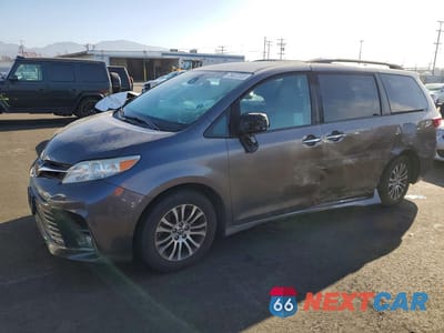 2019 TOYOTA SIENNA XLE 8-PASSENGER 5TDYZ3DC2KS985612 - główne zdjęcie licytacji z USA - miniatura