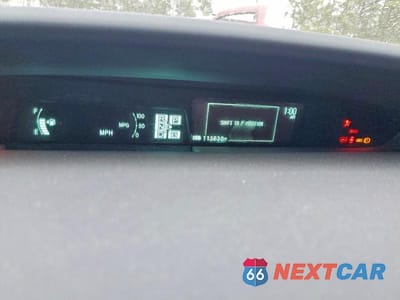 Zdjęcie 9 z 13 samochodu: 2010 TOYOTA PRIUS C HYB VIN:JTDKN3DU0A0035308 - miniatura