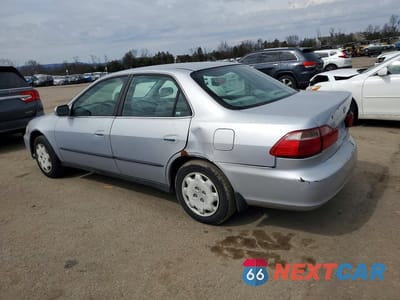 Drugie zdjęcie samochodu z przodu: 1998 HONDA ACCORD LX VIN:1HGCG5541WA040464 - miniatura