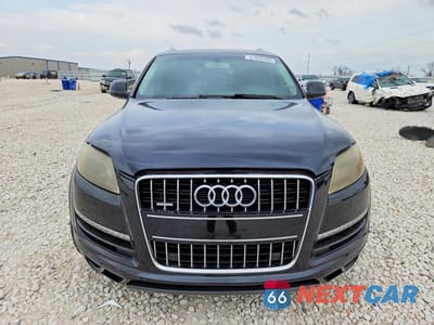 Piąte zdjęcie samochodu w środku: 2015 AUDI Q7 VIN:WA1LGAFE1FD031299 - miniatura