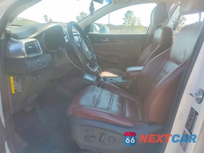 Zdjęcie 7 z 11 samochodu: 2017 KIA SORENTO SX V6 VIN:5XYPKDA58HG310137 - miniatura