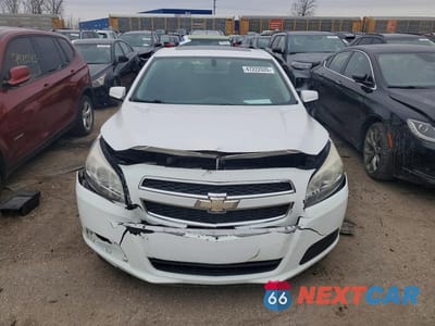 Piąte zdjęcie samochodu w środku: 2013 CHEVROLET MALIBU 1LT VIN:1G11C5SA1DF191051 - miniatura