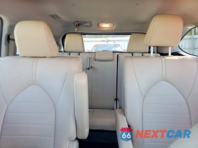 Zdjęcie 10 z 13 samochodu: 2022 TOYOTA HIGHLANDER XLE VIN:5TDGZRAH5NS128560 - miniatura