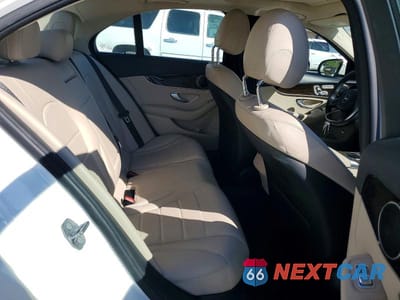 Zdjęcie 10 z 11 samochodu: 2018 MERCEDES-BENZ C 300 4MATIC VIN:55SWF4KB8JU274868 - miniatura