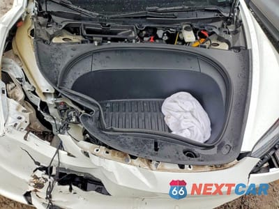 Zdjęcie 11 z 12 samochodu: 2024 TESLA MODEL 3 VIN:5YJ3E1EA4RF746441 - miniatura