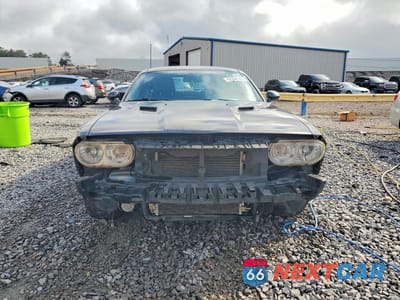 Piąte zdjęcie samochodu w środku: 2013 DODGE CHALLENGER SXT VIN:2C3CDYAG6DH631322 - miniatura