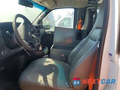 Zdjęcie 7 z 13 samochodu: 2013 CHEV EXPRESS G2500 VIN:1GCWGFCB9D1902264 - miniatura