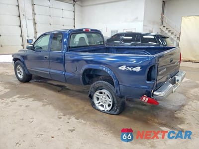 Drugie zdjęcie samochodu z przodu: 2004 DODGE DAKOTA SLT VIN:1D7HG42K54S556230 - miniatura
