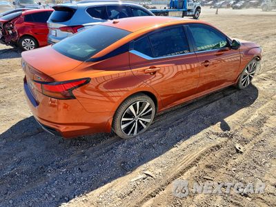 Trzecie zdjęcie samochodu z tyłu: 2020 NISSAN ALTIMA 2.5 SR VIN:1N4BL4CV7LC115962 - miniatura