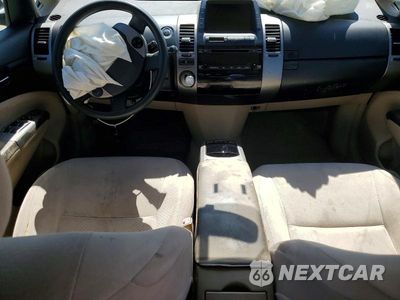 Zdjęcie 8 z 12 samochodu: 2005 TOYOTA PRIUS BASE VIN:JTDKB20U853005826 - miniatura