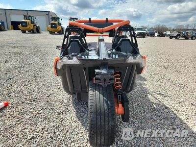 Zdjęcie 6 z 13 samochodu: 2017 POLARIS SLINGSHOT SLR VIN:57XAARFA5H8123819 - miniatura