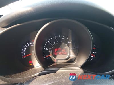 Zdjęcie 9 z 12 samochodu: 2019 KIA SOUL + VIN:KNDJP3A59K7012377 - miniatura