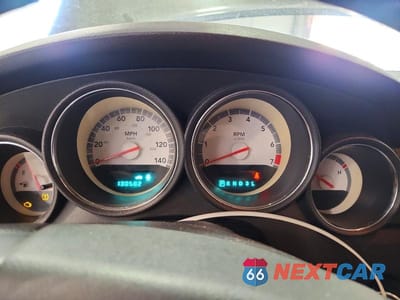 Zdjęcie 9 z 11 samochodu: 2008 DODGE CHARGER SXT VIN:2B3KA33G28H157313 - miniatura