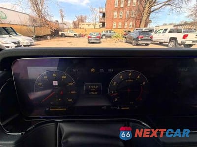 Piąte zdjęcie samochodu w środku: 2020 MERCEDES-BENZ G 550 VIN:W1NYC6BJ7LX342178 - miniatura