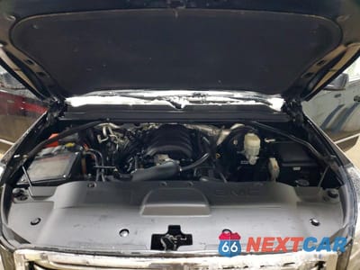 Zdjęcie 12 z 12 samochodu: 2018 GMC YUKON XL K1500 SLT VIN:1GKS2GKC3JR158773 - miniatura