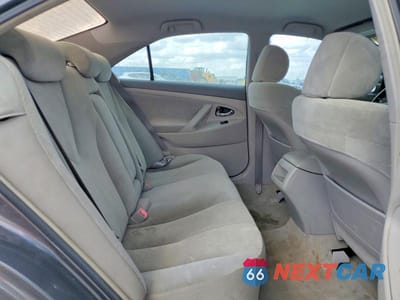 Zdjęcie 10 z 11 samochodu: 2007 TOYOTA CAMRY LE VIN:4T1BE46KX7U102723 - miniatura