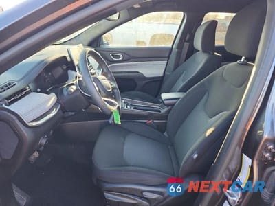 Zdjęcie 7 z 13 samochodu: 2023 JEEP COMPASS SPORT VIN:3C4NJDAN7PT520519 - miniatura