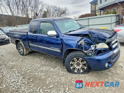 Czwarte zdjęcie samochodu z boku: 2003 TOYOTA TUNDRA SR5 VIN:5TBBT44133S387955 - miniatura