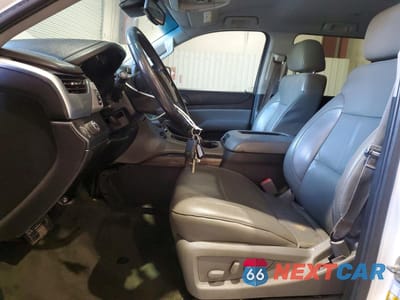 Zdjęcie 7 z 13 samochodu: 2015 CHEVROLET SUBURBAN C1500 LT VIN:1GNSCJKC6FR275414 - miniatura