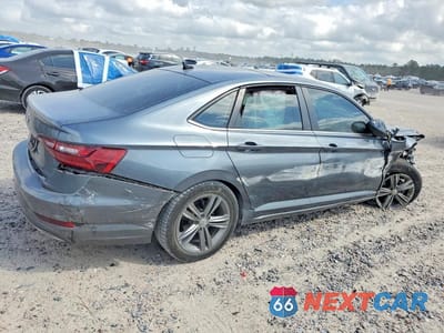 Trzecie zdjęcie samochodu z tyłu: 2020 VOLKSWAGEN JETTA S VIN:3VWC57BU3LM081372 - miniatura