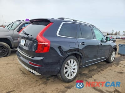 Trzecie zdjęcie samochodu z tyłu: 2018 VOLVO XC90 T6 VIN:YV4A22PK2J1215681 - miniatura