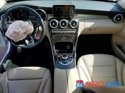 Zdjęcie 8 z 12 samochodu: 2017 MERCEDES-BENZ C 300 4MATIC VIN:55SWF4KB0HU207563 - miniatura