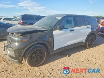 2024 FORD EXPLORER POLICE INTERCEPTOR 1FM5K8AB9RGA26739 - główne zdjęcie licytacji z USA - miniatura