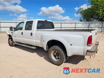 Drugie zdjęcie samochodu z przodu: 2002 FORD F350 SUPER DUTY VIN:1FTWW33F32EC74731 - miniatura