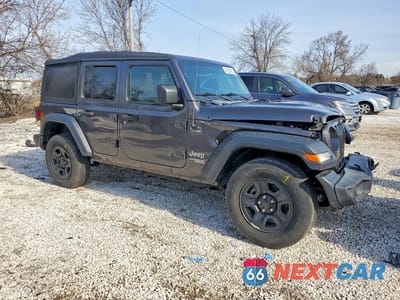 Czwarte zdjęcie samochodu z boku: 2020 JEEP WRANGLER UNLIMITED SPORT VIN:1C4HJXDN5LW268154 - miniatura