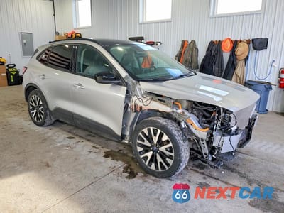 Czwarte zdjęcie samochodu z boku: 2020 FORD ESCAPE SE SPORT VIN:1FMCU0BZ0LUB80814 - miniatura