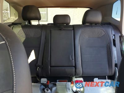 Zdjęcie 10 z 14 samochodu: 2023 VOLKSWAGEN TAOS SE VIN:3VVEX7B28PM303044 - miniatura