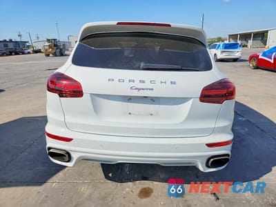 Zdjęcie 6 z 11 samochodu: 2017 PORSCHE CAYENNE VIN:WP1AA2A22HKA85807 - miniatura