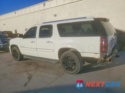 Drugie zdjęcie samochodu z przodu: 2008 GMC YUKON XL DENALI VIN:1GKFK66838J208095 - miniatura