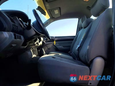 Zdjęcie 7 z 11 samochodu: 2005 TOYOTA TACOMA BASE VIN:5TENX22N55Z139442 - miniatura