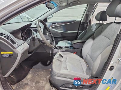 Zdjęcie 7 z 11 samochodu: 2012 HYUNDAI SONATA HYBRID BASE VIN:KMHEC4A4XCA038383 - miniatura