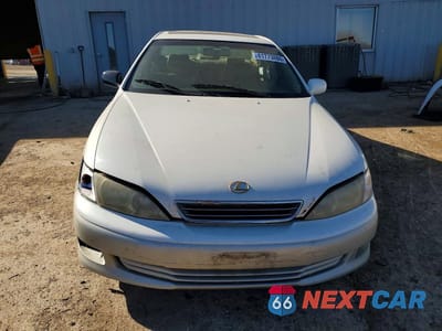 Piąte zdjęcie samochodu w środku: 2000 LEXUS ES 300 BASE VIN:JT8BF28G1Y5081494 - miniatura